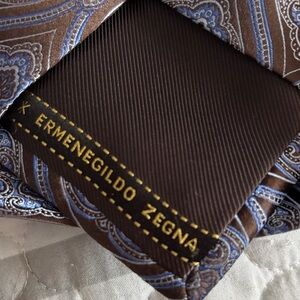 Ermenegildo Zegna Cocoa Brown Tie with Blue Paisley